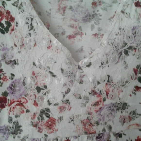 Floral short sleeve tie back dress shirt - Picture 2 of 4